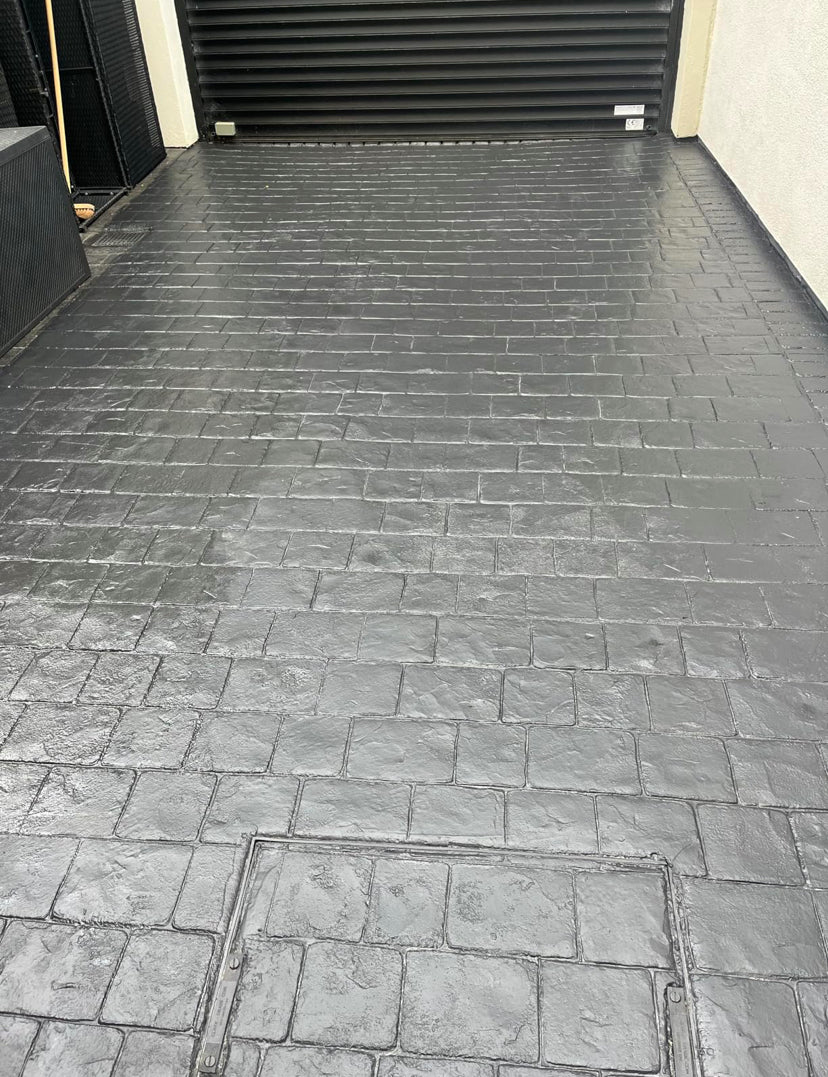 GREY COLOR EXTREME SEAL PATTERN IMPRINTED CONCRETE
